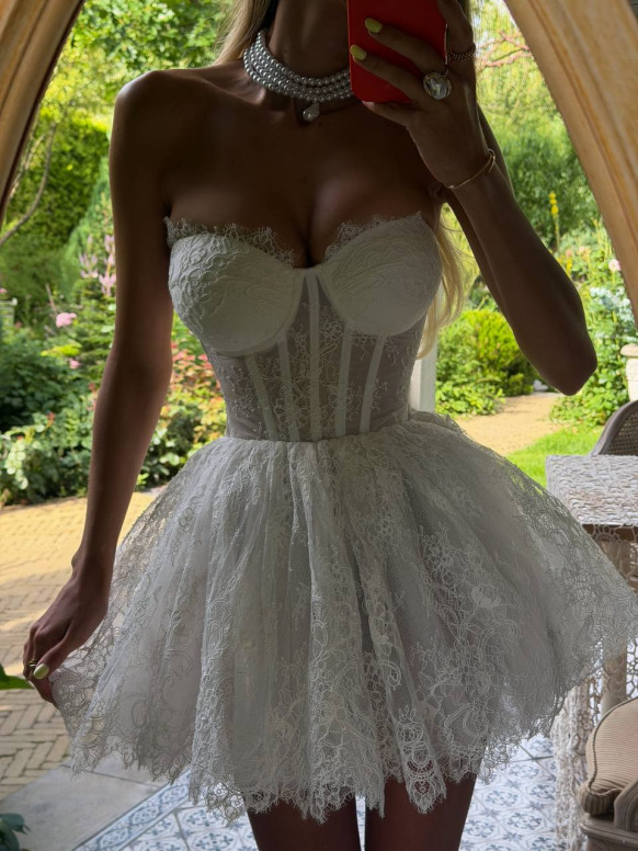 Weißes Korsett-Spitzen-Minikleid, Braut-Cocktailkleid Celina