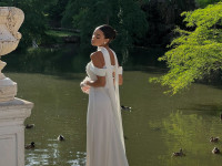 Біла атласна Спідниця <span>Lyra</span>