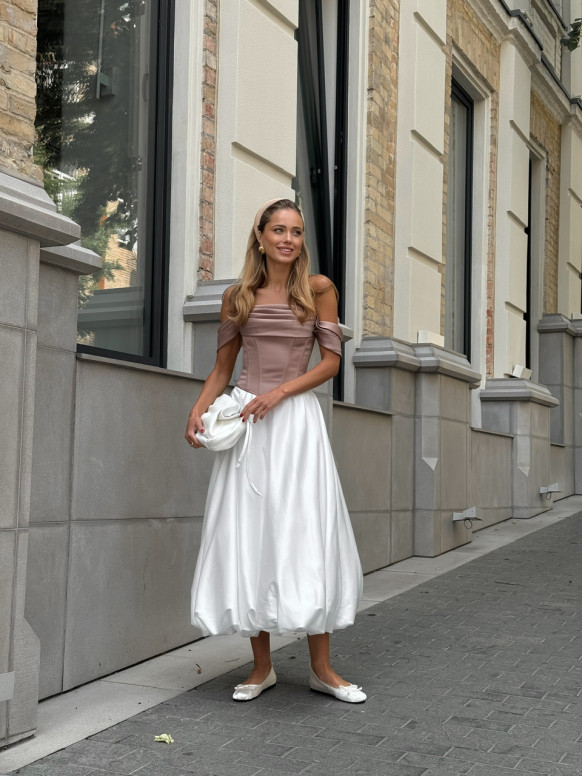 Атласний корсет в кольорі мокко <span>Monica</span>