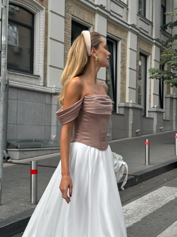 Атласний корсет в кольорі мокко <span>Monica</span>