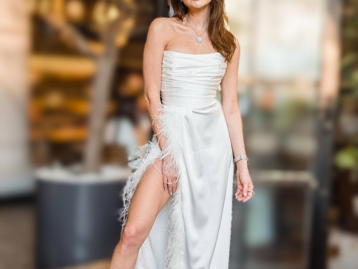 Как создать ослепительный образ с белым платьем