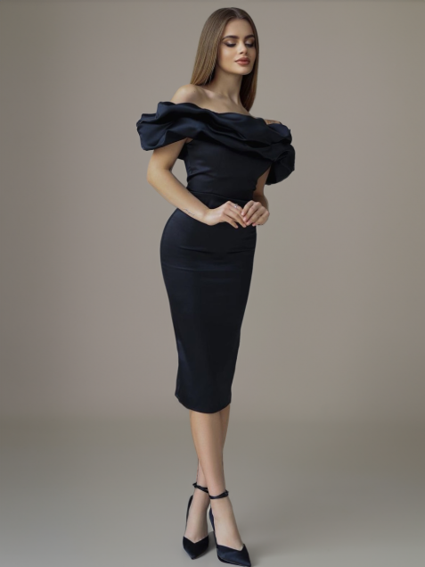 Чорна атласна корсетна сукня "Enchanting Blossom"