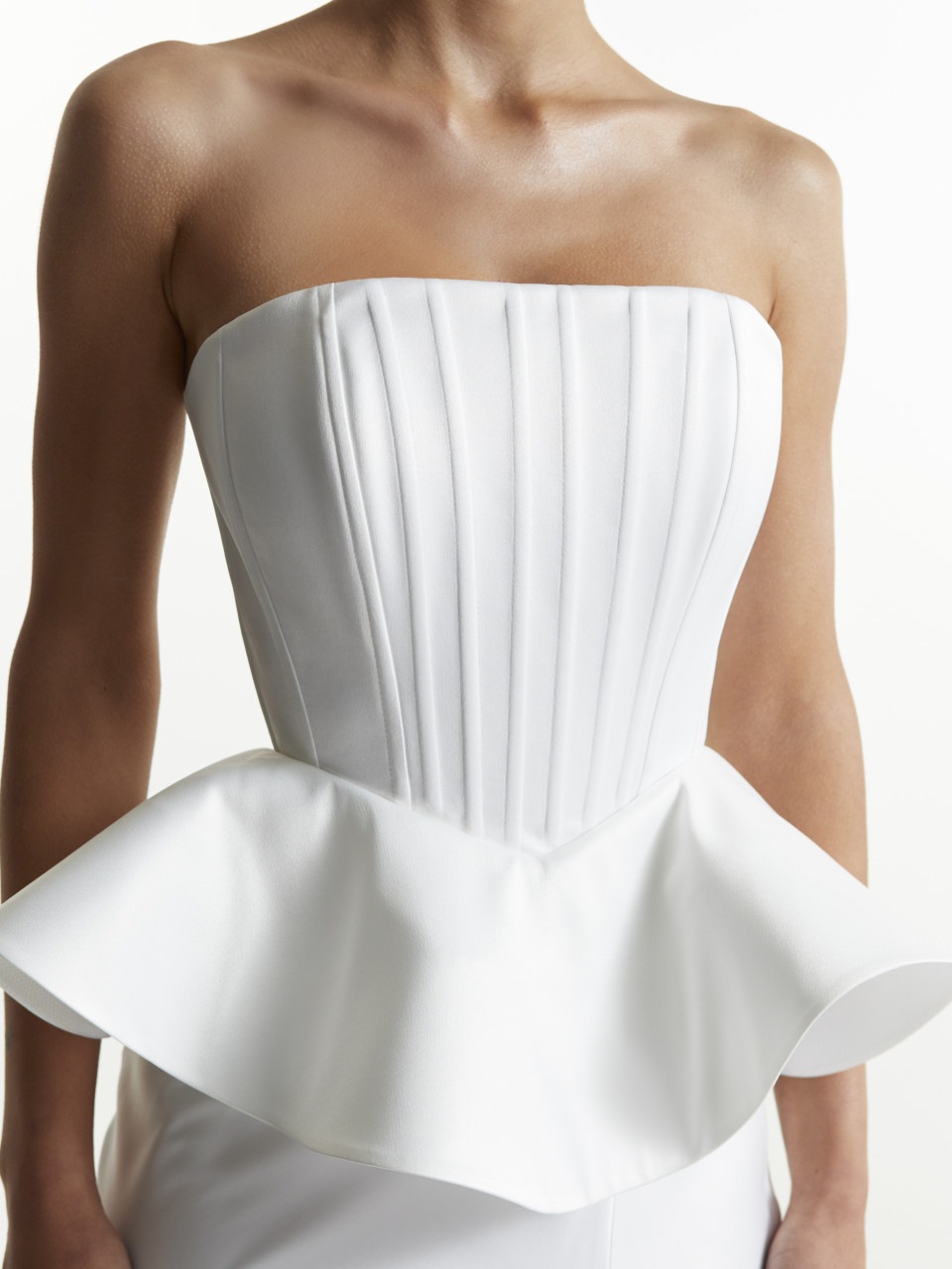 Белый атласный корсет <span>LIVIA</span>